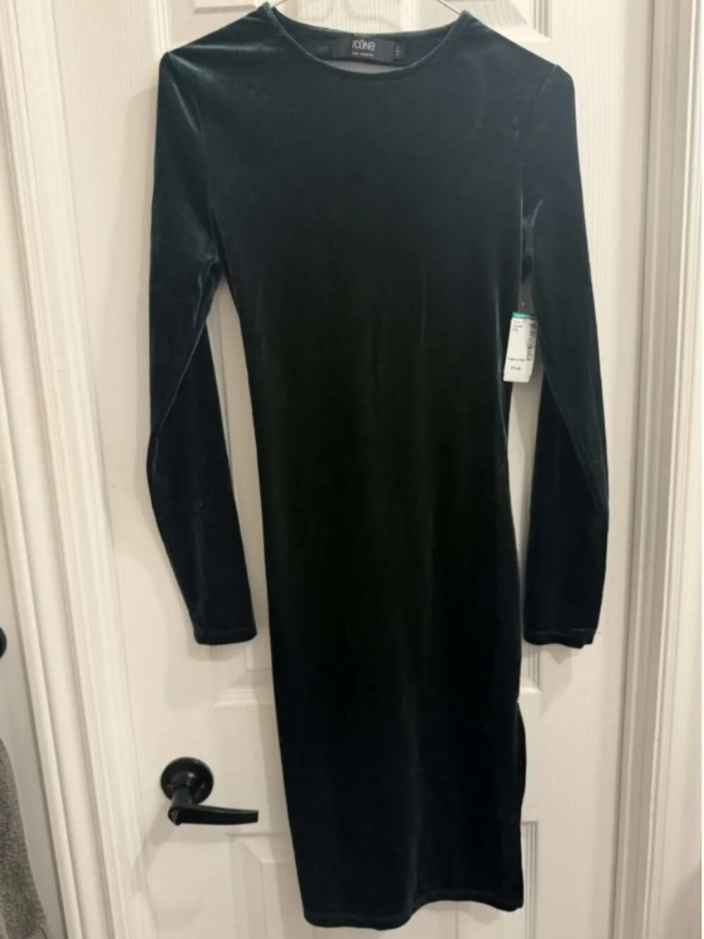 Open back velvet dress